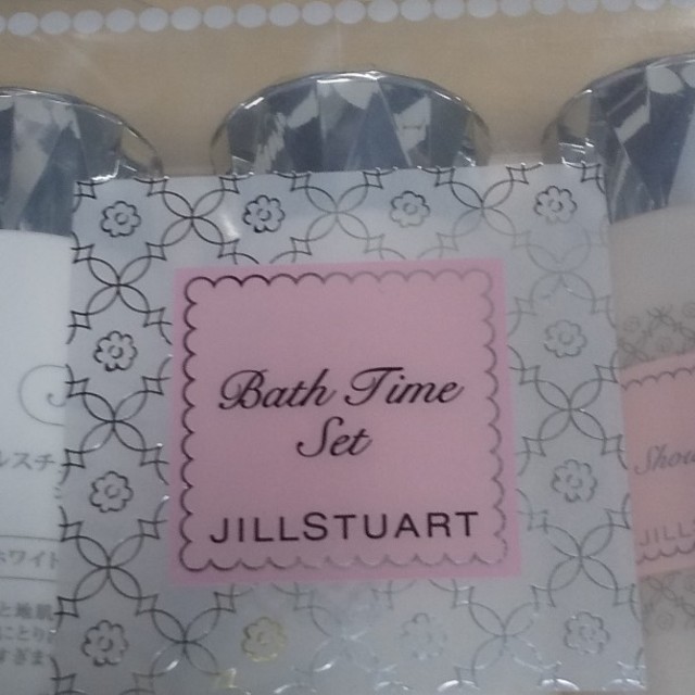 JILLSTUART(ジルスチュアート)のジルスチュアート バスタイム 3点 セット コスメ/美容のヘアケア/スタイリング(シャンプー)の商品写真