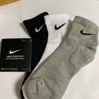 お値下げ中　NIKE ソックス　23ー25cm 3足組(ソックス)