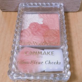 キャンメイク(CANMAKE)のキャンメイク(CANMAKE) グロウフルールチークス 03 フェアリーオレンジ(チーク)