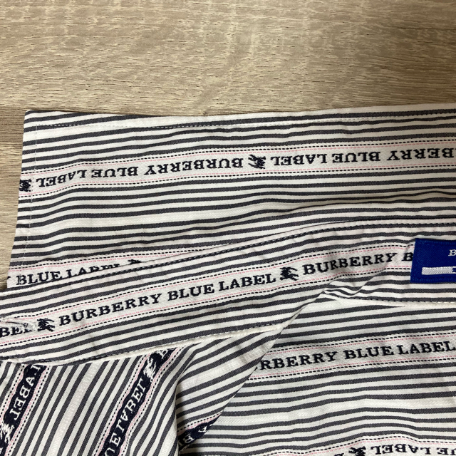 BURBERRY BLUE LABEL(バーバリーブルーレーベル)のBurberry Bluelabel ストライプシャツ レディースのトップス(シャツ/ブラウス(半袖/袖なし))の商品写真