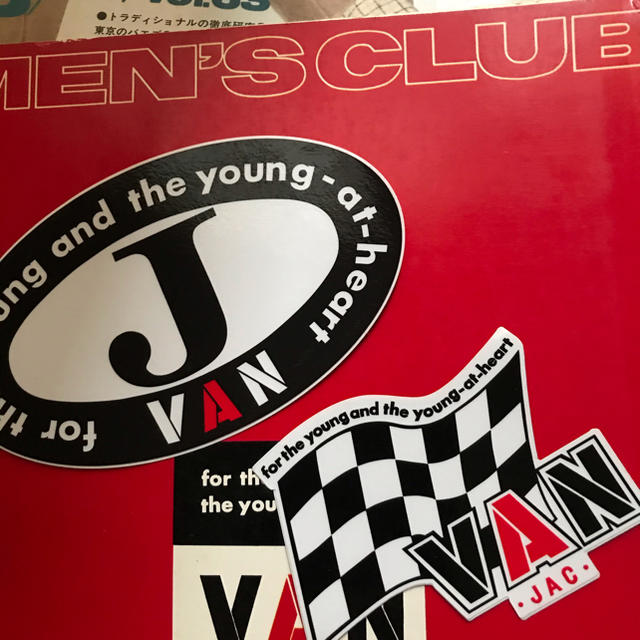 VAN Jacket(ヴァンヂャケット)の VANステッカー2枚セット　耐候性良好　貴重 自動車/バイクのバイク(ステッカー)の商品写真