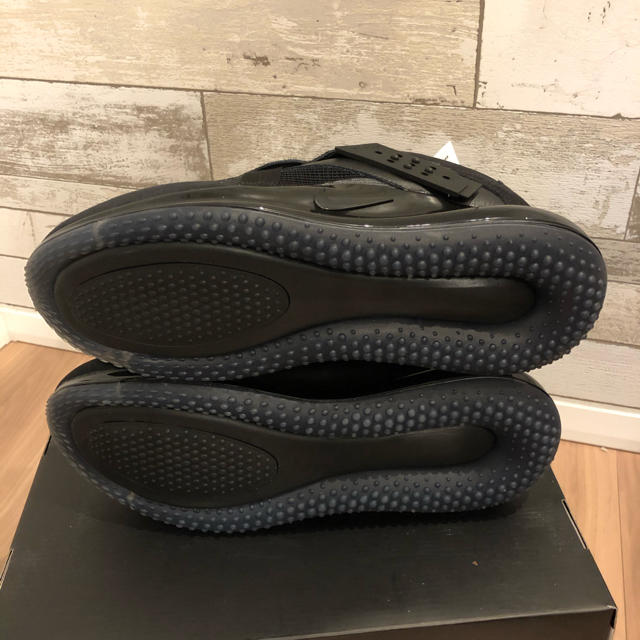 NIKE(ナイキ)の新品　人気色　NIKE 　エア マックス 720 OBJ スリップ【28cm】 メンズの靴/シューズ(スニーカー)の商品写真