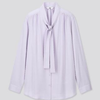 ユニクロ(UNIQLO)のユニクロ　レーヨンボウタイブラウス　Ｓ(シャツ/ブラウス(長袖/七分))