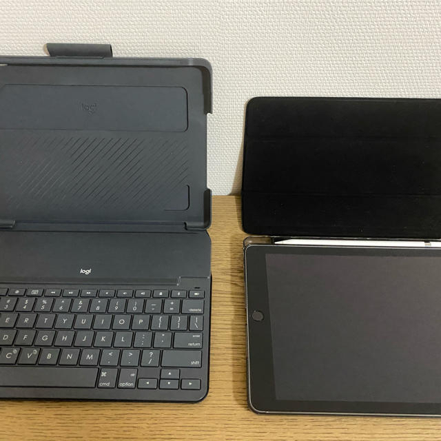 iPad（SIMフリー）32GB Wi-Fi+cellular 専用FOLIO付2018年5月IMEI