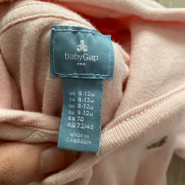 babyGAP(ベビーギャップ)のベビーギャップ　長袖　ロンパース　ピンク キッズ/ベビー/マタニティのベビー服(~85cm)(カバーオール)の商品写真