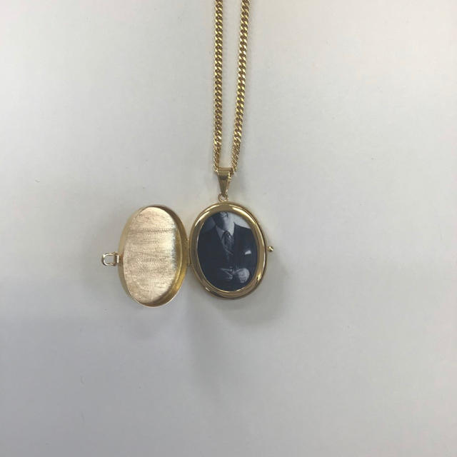 ERNEST W. BAKER GOLD ERNEST NECKLACE | フリマアプリ ラクマ