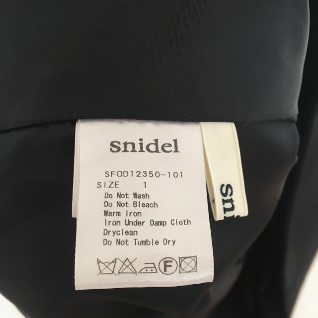 SNIDEL(スナイデル)のsnidel新品未使用 レディースのワンピース(ひざ丈ワンピース)の商品写真
