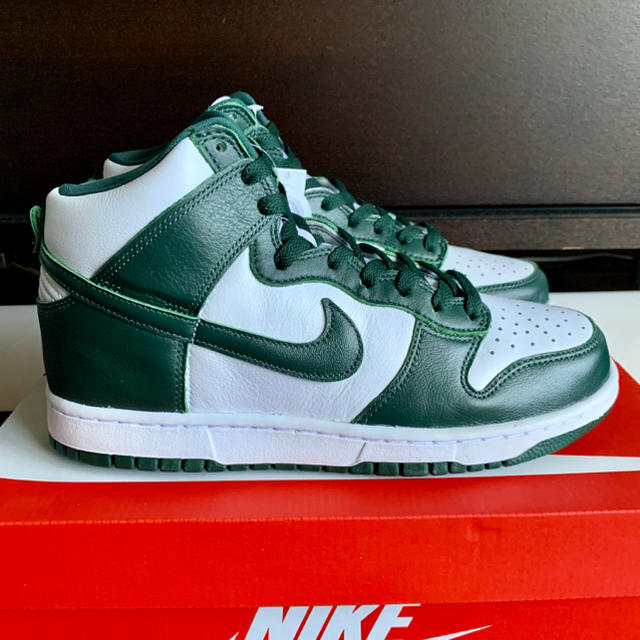 NIKE(ナイキ)のNIKE DUNK HI SP PRO GREEN 26.5cm メンズの靴/シューズ(スニーカー)の商品写真