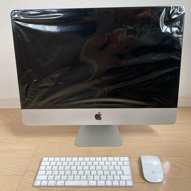 Mac (Apple)(マック)のiMac 21.5インチ　4K Retina display スマホ/家電/カメラのPC/タブレット(デスクトップ型PC)の商品写真
