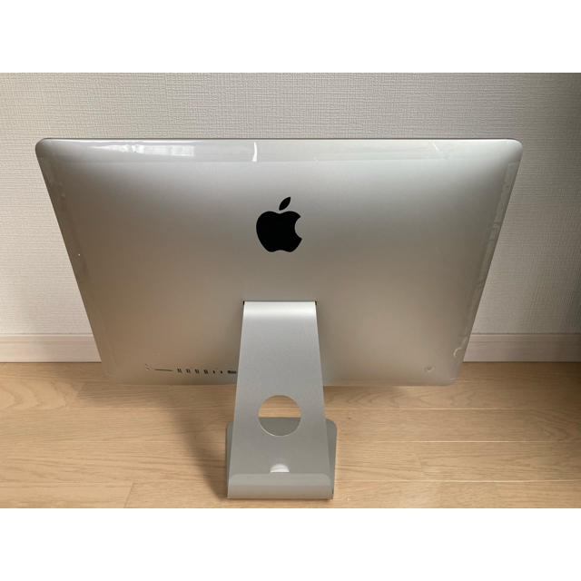 Mac (Apple)(マック)のiMac 21.5インチ　4K Retina display スマホ/家電/カメラのPC/タブレット(デスクトップ型PC)の商品写真