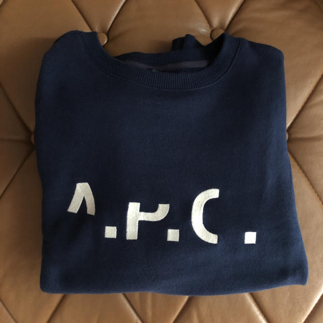 A.P.C(アーペーセー)の美品　APC スウェット　アペセ　トレーナー　パタゴニア　ノースフェイス メンズのトップス(スウェット)の商品写真