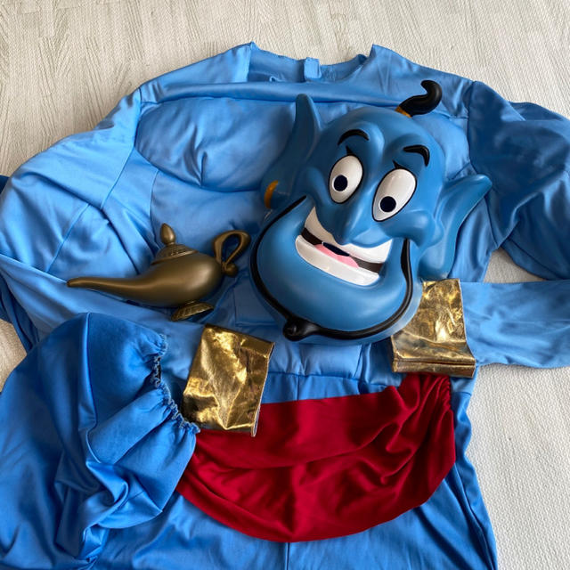 Disney(ディズニー)のディズニー公式商品☆ジーニー　コスチューム　マスク　ランプ　仮装　ハロウィン エンタメ/ホビーのコスプレ(衣装一式)の商品写真