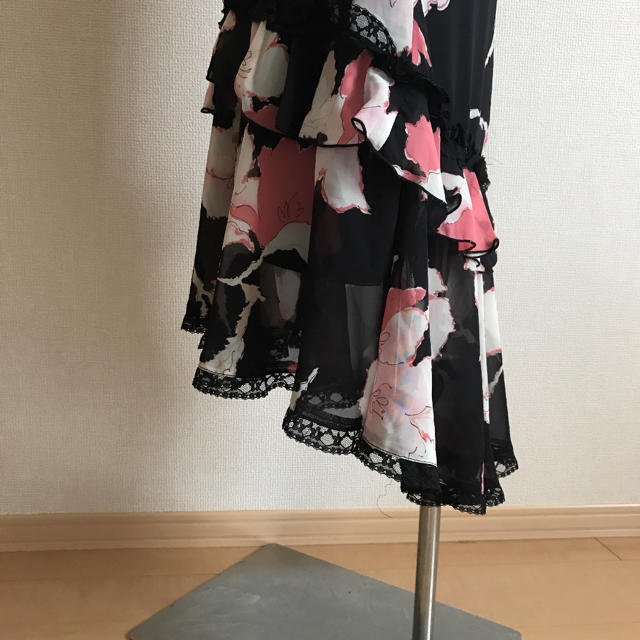 花柄アシメ　スカート レディースのスカート(ロングスカート)の商品写真