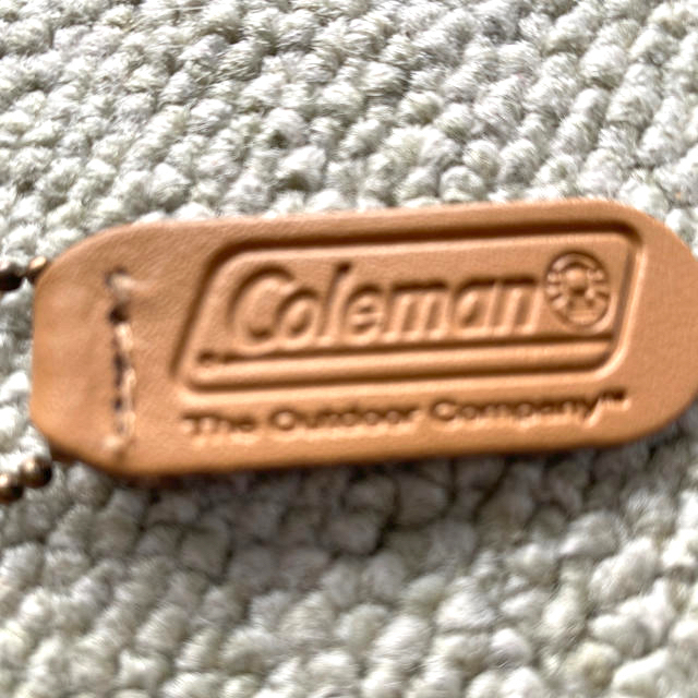 Coleman(コールマン)のColeman(コールマン)皮ストラップ スマホ/家電/カメラのスマホアクセサリー(ストラップ/イヤホンジャック)の商品写真