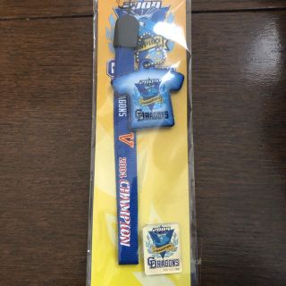 チュウニチドラゴンズ(中日ドラゴンズ)の中日ドラゴンズ2004 CHAMPION Vストラップ(記念品/関連グッズ)