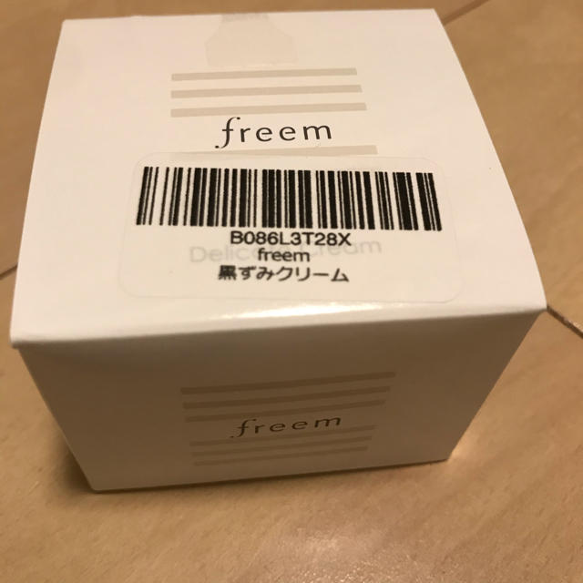 freem 黒ずみ　美白クリーム コスメ/美容のボディケア(ボディクリーム)の商品写真