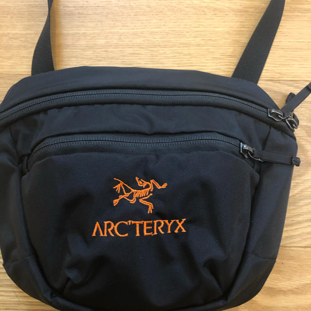 ARC'TERYX(アークテリクス)のビームス別注　マンティス2 マカ2 メンズのバッグ(ボディーバッグ)の商品写真