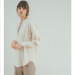 ステュディオス(STUDIOUS)のクラネ HEAVY RIB V NECK TOPS 試着のみ美品(カットソー(長袖/七分))