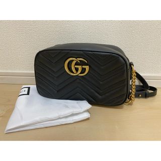 グッチ(Gucci)のGUCCI グッチ　GGマーモント キルティング スモール ショルダーバッグ(ショルダーバッグ)