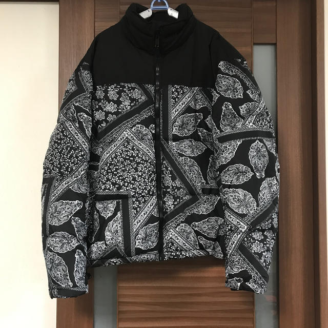 XL ZARA ザラ バンダナ ペイズリー パフ ダウンジャケット　即完売品