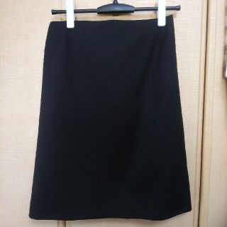 【sale】スカート  黒  新品未使用(ひざ丈スカート)
