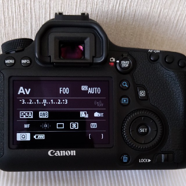 Canon(キヤノン)のCANON EOS6D  スマホ/家電/カメラのカメラ(デジタル一眼)の商品写真