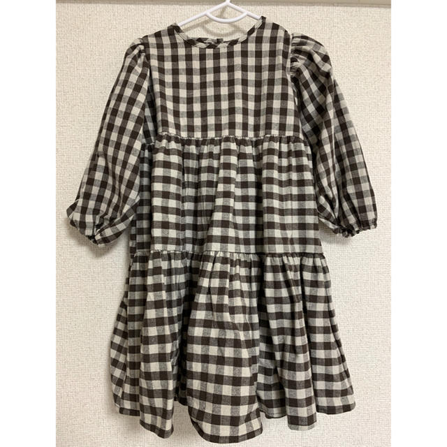 Aostaワンピース キッズ/ベビー/マタニティのキッズ服女の子用(90cm~)(ワンピース)の商品写真