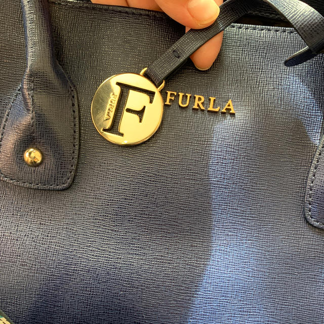 Furla(フルラ)のFURLA★トートバッグ　ネイビー　used レディースのバッグ(トートバッグ)の商品写真