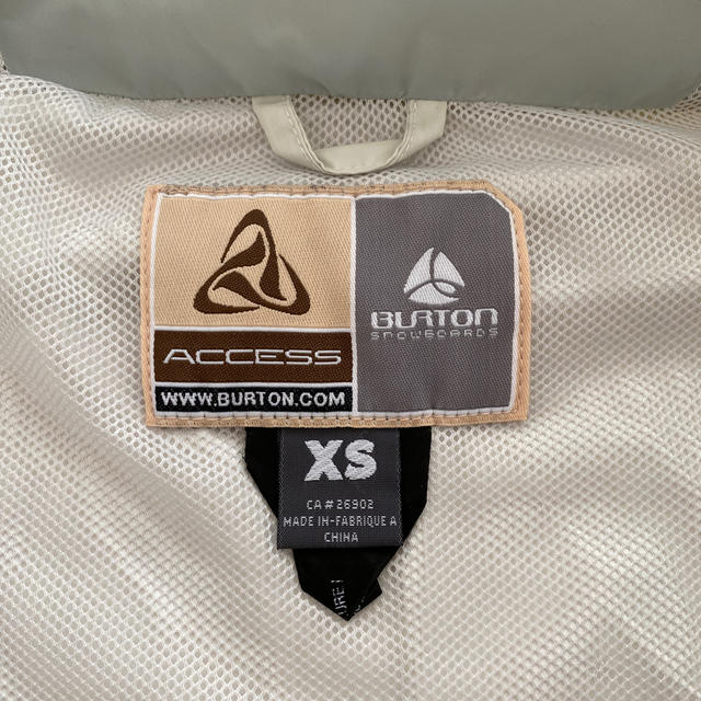 BURTON(バートン)のバートンBURTON スノーウエア　上　XS スポーツ/アウトドアのスノーボード(ウエア/装備)の商品写真