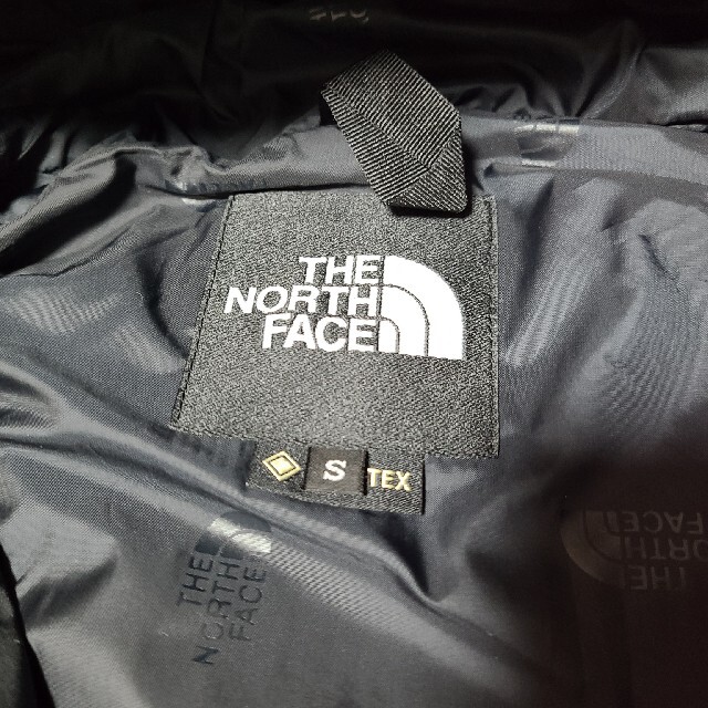 THE NORTH FACE(ザノースフェイス)のTHE NORTH FACE マウンテンライトジャケット Sサイズ メンズのジャケット/アウター(マウンテンパーカー)の商品写真