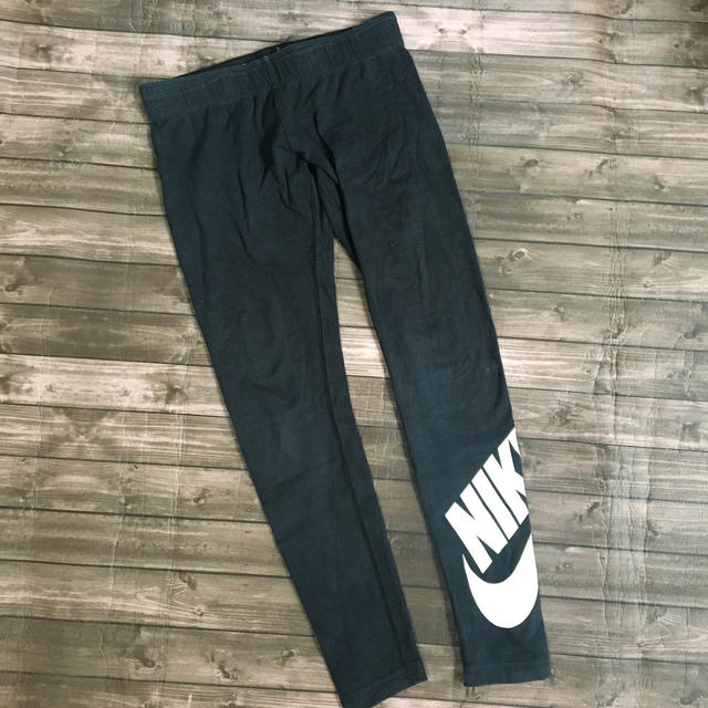 NIKE(ナイキ)のNIKE   タイツ　キッズ キッズ/ベビー/マタニティのキッズ服男の子用(90cm~)(パンツ/スパッツ)の商品写真