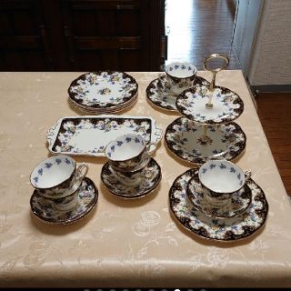 ロイヤルアルバート(ROYAL ALBERT)のロイヤルアルバート  100周年  ティーセット(食器)