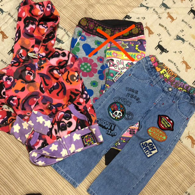 LOVE REVOLUTION(ラブレボリューション)のパーカー、デニム、スエット キッズ/ベビー/マタニティのキッズ服女の子用(90cm~)(パンツ/スパッツ)の商品写真