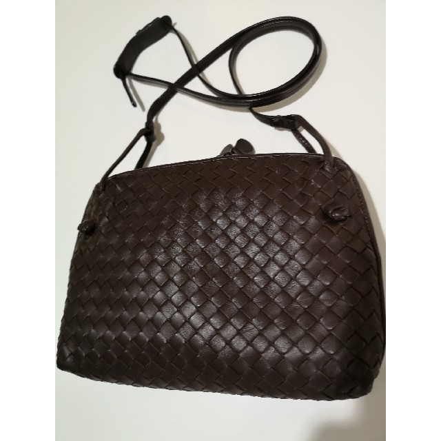 Bottega Veneta(ボッテガヴェネタ)の美品　ボッテガヴェネタ　ナッパノディーニ　ショルダーバッグ レディースのバッグ(ショルダーバッグ)の商品写真