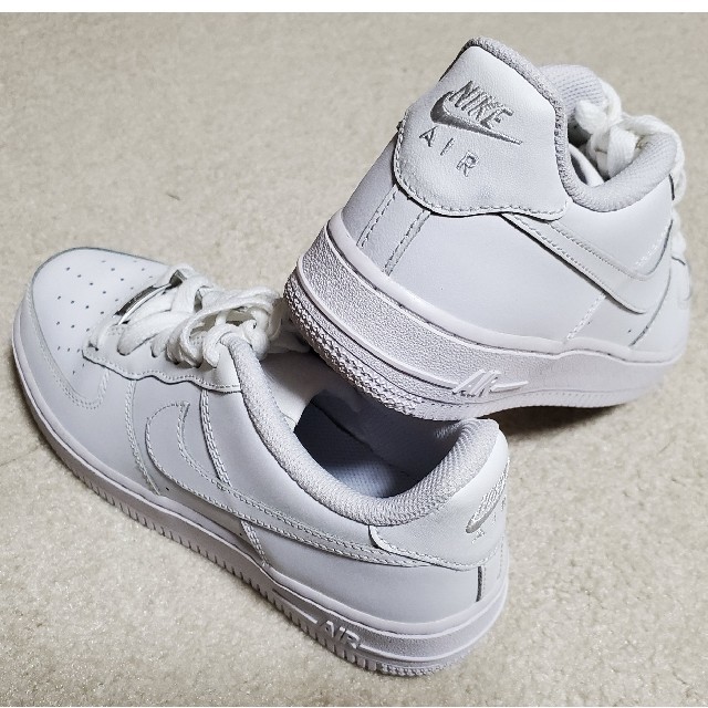 NIKE(ナイキ)のNIKE AIR FORCE 1  23cm ナイキ エアーフォース1 レディースの靴/シューズ(スニーカー)の商品写真