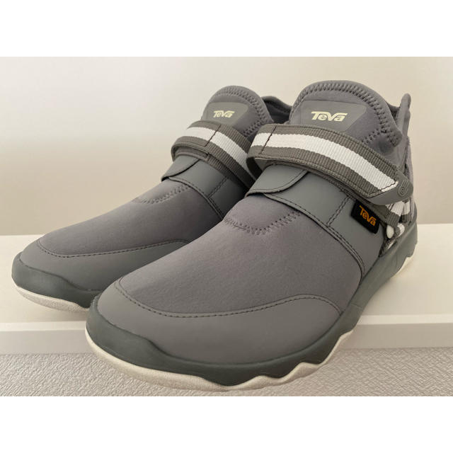 Teva(テバ)の送料無料！【新品未使用♪】定価15400円 防水 Teva ARROWOOD メンズの靴/シューズ(スニーカー)の商品写真