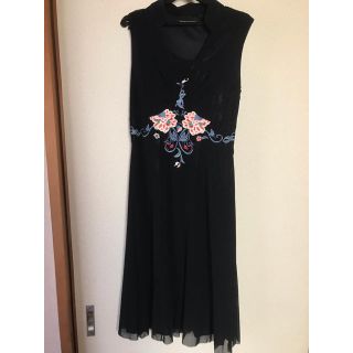 VIVIENNE TAM - ビビアンタム ワンピースの通販 by かえる's shop