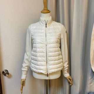 モンクレール(MONCLER)のMONCLER TRICOT CARDIGAN XS オフホワイト(カーディガン)