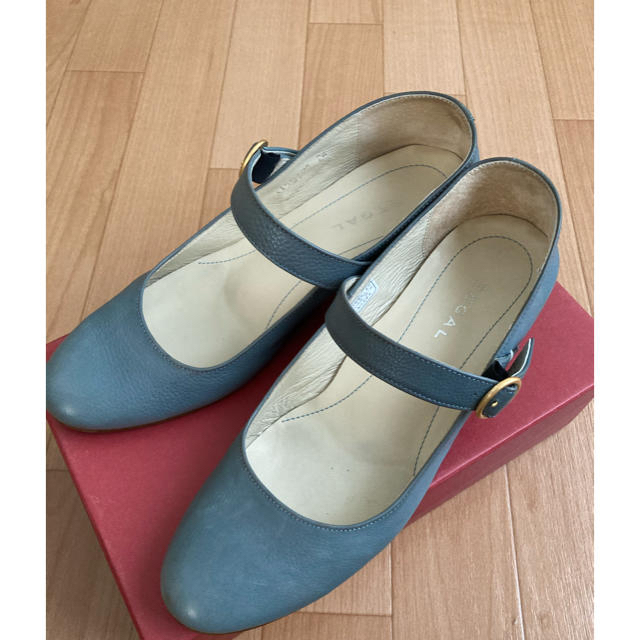 REGAL(リーガル)のリーガル　パンプス　24センチ　水色 レディースの靴/シューズ(ハイヒール/パンプス)の商品写真