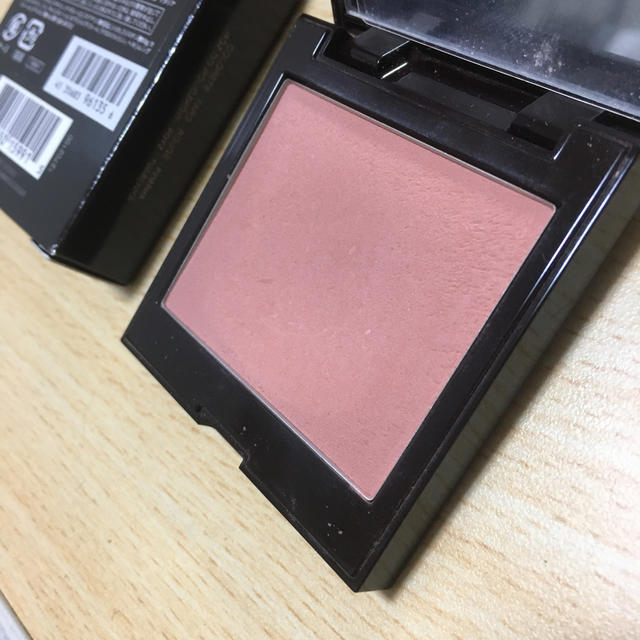 laura mercier(ローラメルシエ)のローラメルシェ　ブラッシュカラーインフュージョン06チャイ コスメ/美容のベースメイク/化粧品(チーク)の商品写真