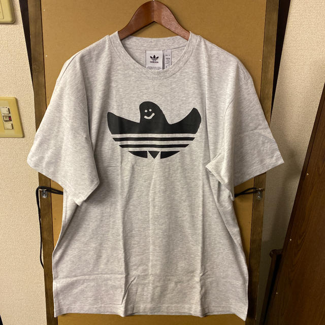 adidas(アディダス)の【新品】adidas×MARK GONZALES adidasゴンバト Tシャツ メンズのトップス(Tシャツ/カットソー(半袖/袖なし))の商品写真