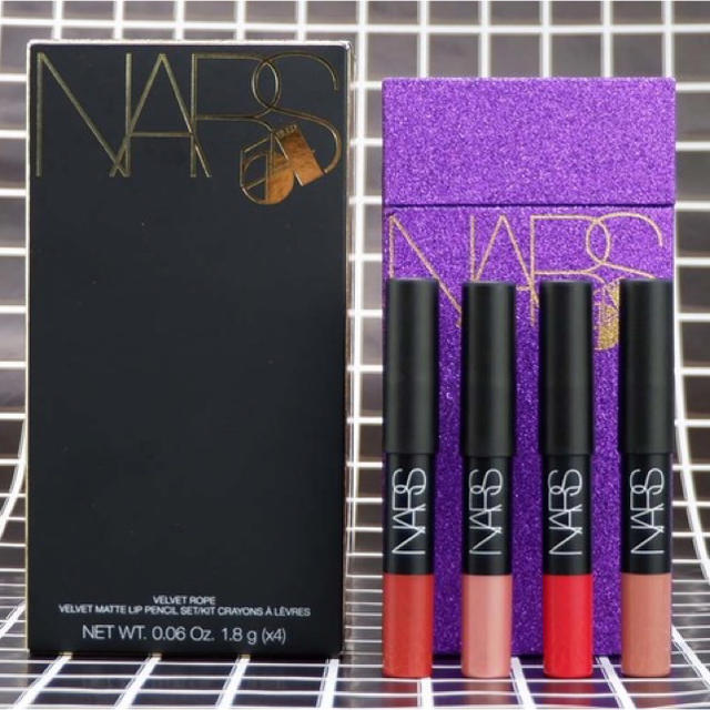 NARS(ナーズ)のNARS ホリデー コレクション2019 ベルベットリップペンシルセット コスメ/美容のベースメイク/化粧品(口紅)の商品写真