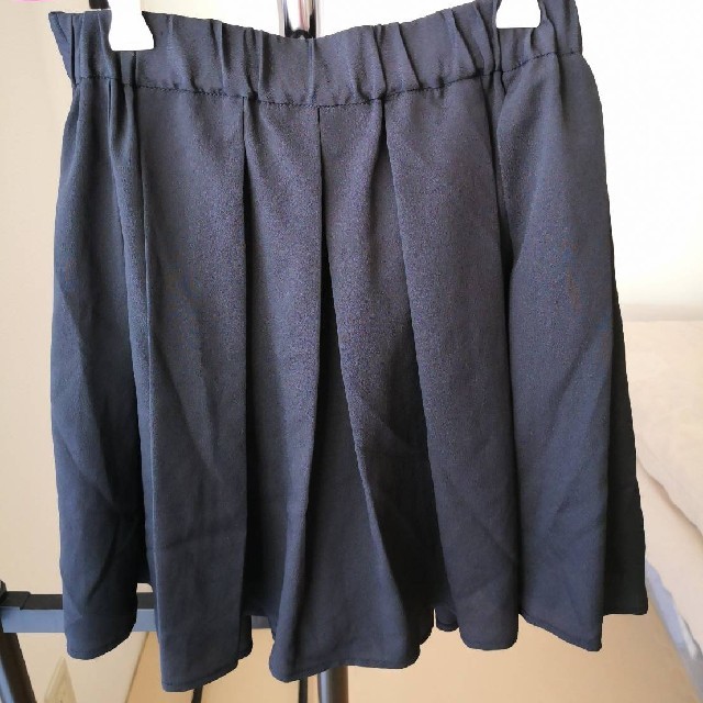 31 Sons de mode(トランテアンソンドゥモード)のプリーツスカート(キュロット) レディースのスカート(その他)の商品写真