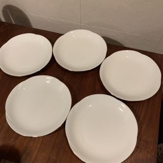 たち吉 - 未使用 たち吉 橘吉 輪花 揃い皿 銘々皿 金彩 5枚の たち吉 - 未使用 たち吉 橘吉 輪花 揃い皿 銘々皿 金彩 5枚の