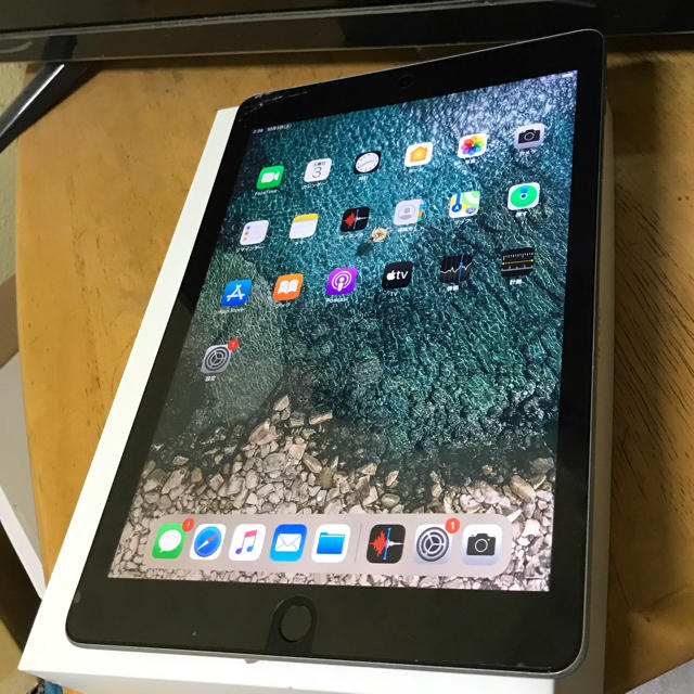【送料無料キャンペーン?】 完動品 シルバー Wi-Fi+Cellular 32GB