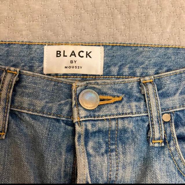 BLACK by moussy(ブラックバイマウジー)のnico様専用✨black by  moussy KONAデニム23 レディースのパンツ(デニム/ジーンズ)の商品写真