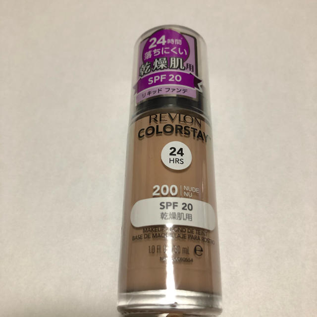 REVLON(レブロン)のレブロン カラーステイ メイクアップ ND 200 ヌード(30ml) コスメ/美容のベースメイク/化粧品(ファンデーション)の商品写真