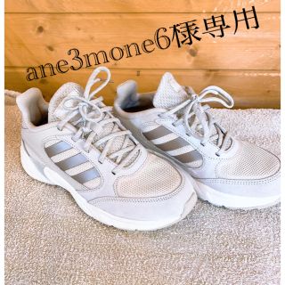 アディダス(adidas)のadidasスニーカー(スニーカー)