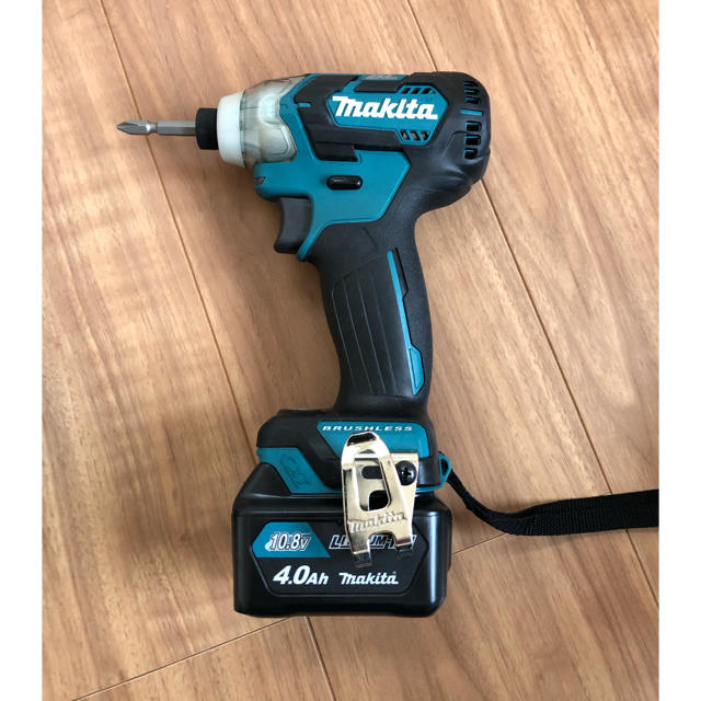 Makita - she様専用マキタ10.8V充電式インパクトドライバ TD111DSMX