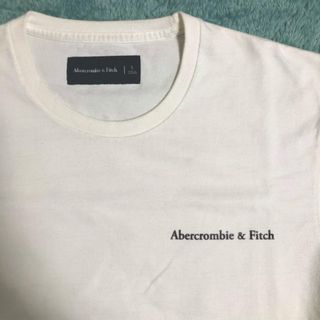 アバクロンビーアンドフィッチ(Abercrombie&Fitch)の美品  アバクロ  Tシャツ(Tシャツ/カットソー(半袖/袖なし))